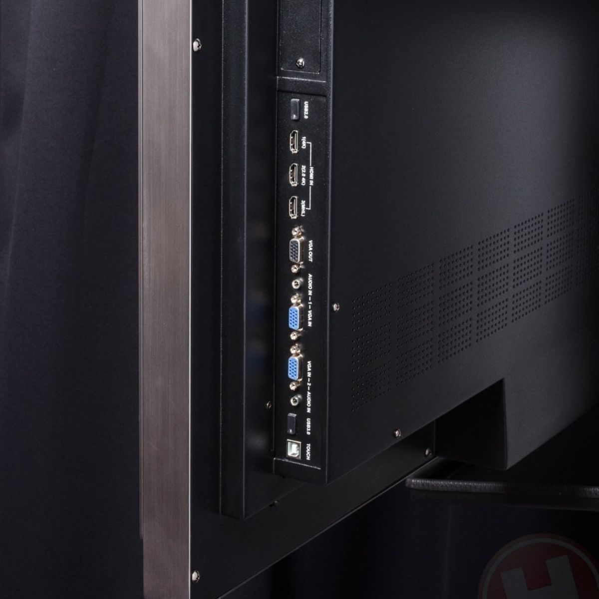 Інтерактивна панель Prowise ProLine+ (4K-60Hz) 84″ дюйм діагональ  для підключення зовнішнього ПК (Б/В)